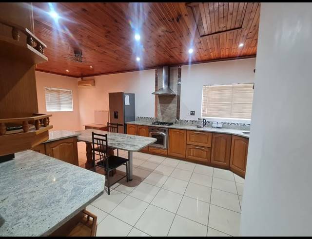 3 BEDROOM HOUSE FOR SALE IN NEWHOLME
